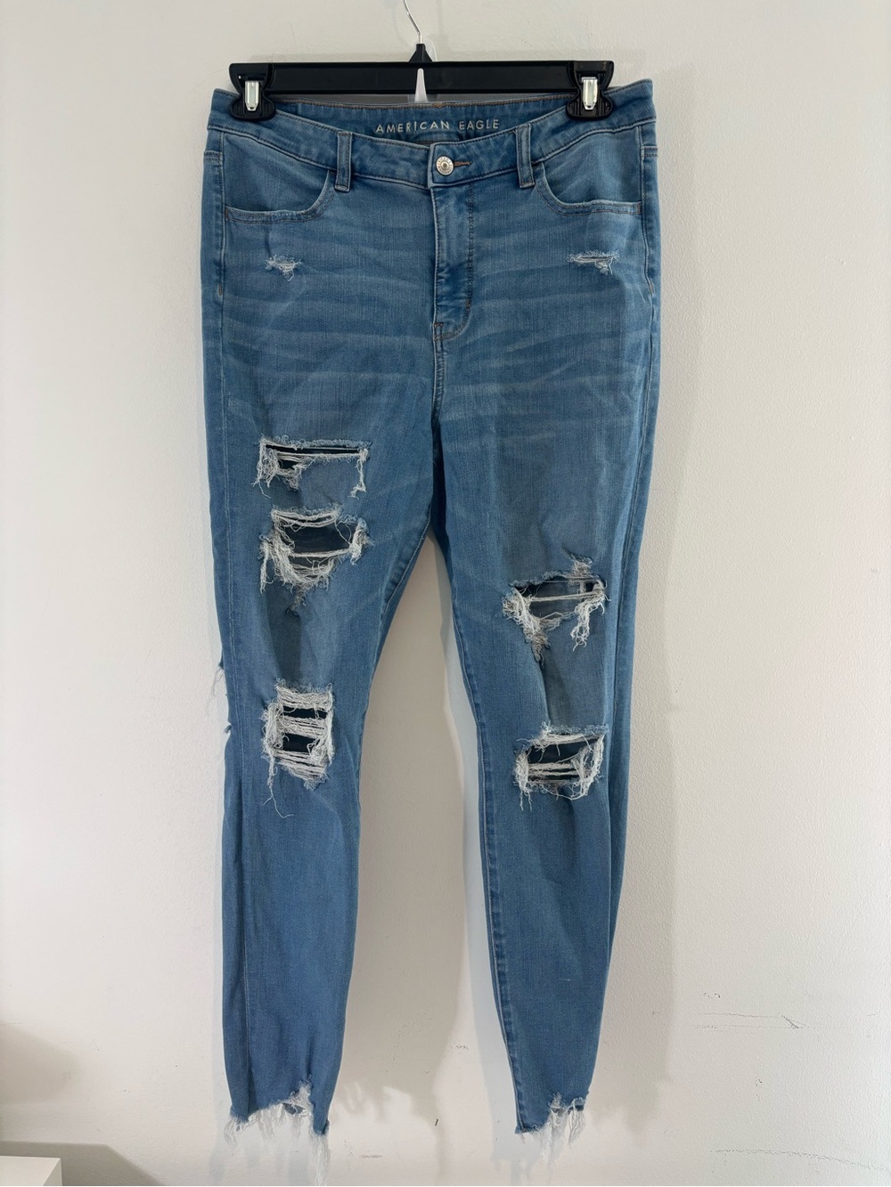 American Eagle Women 14 Regular The Dream Jean Distressed Casual